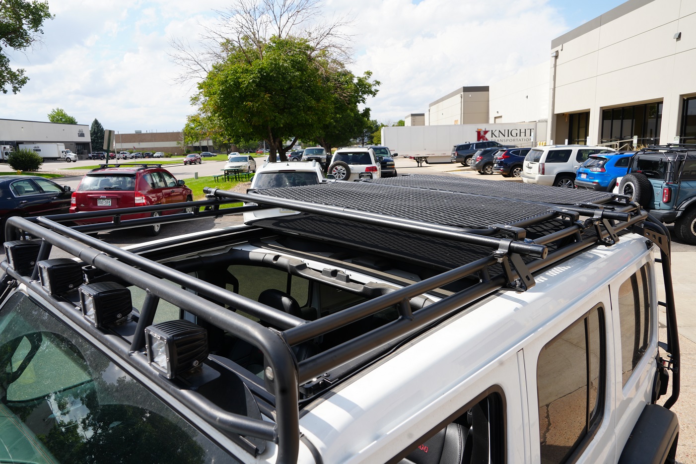 Jeep JLU 392 Sky One-Touch Stealth Rack | GOBI Racks Wrangler SkyOne Touch