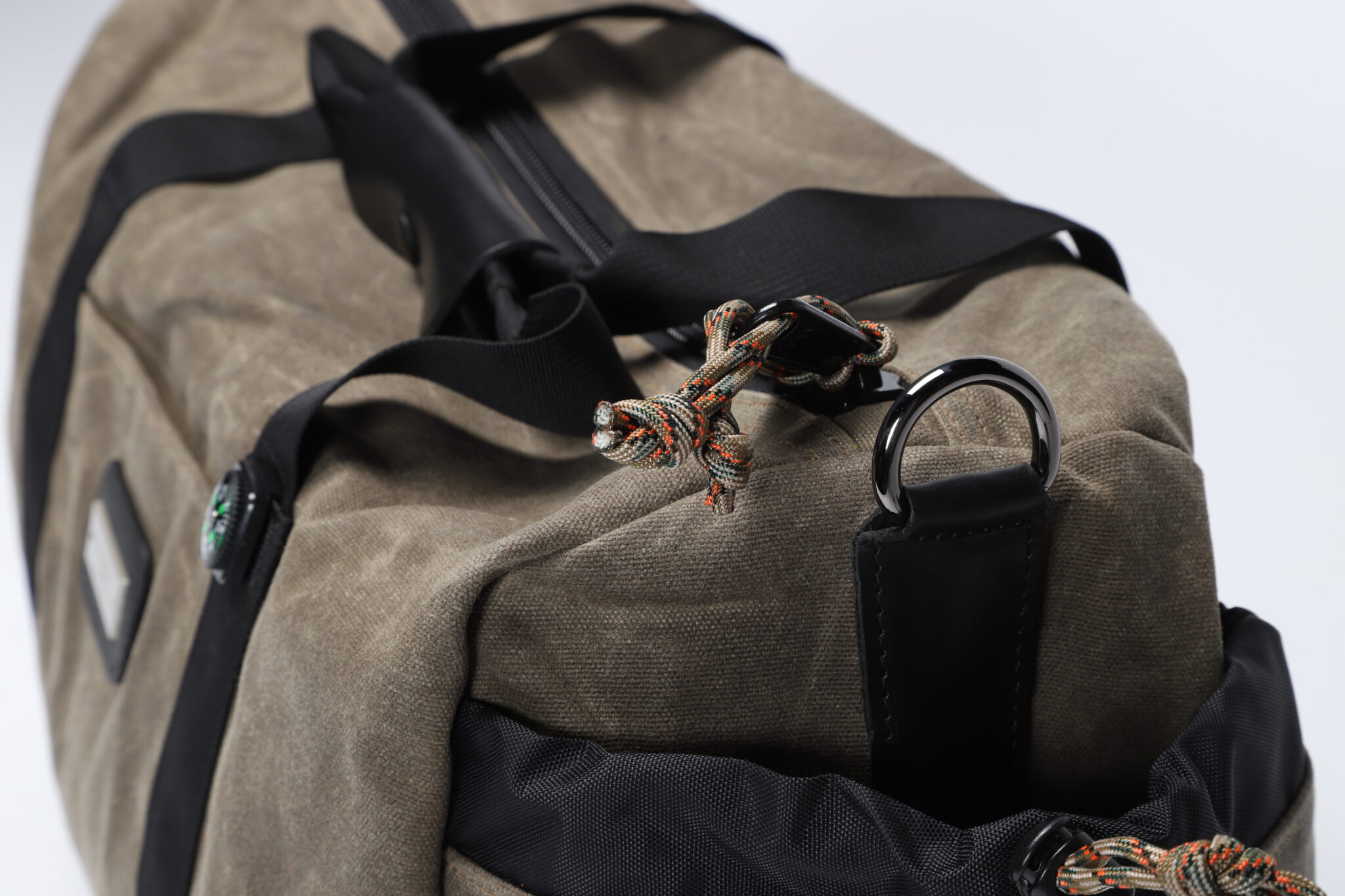 GOBI Duffel Bag Wax Canvaswith Black bing GOBI Racks