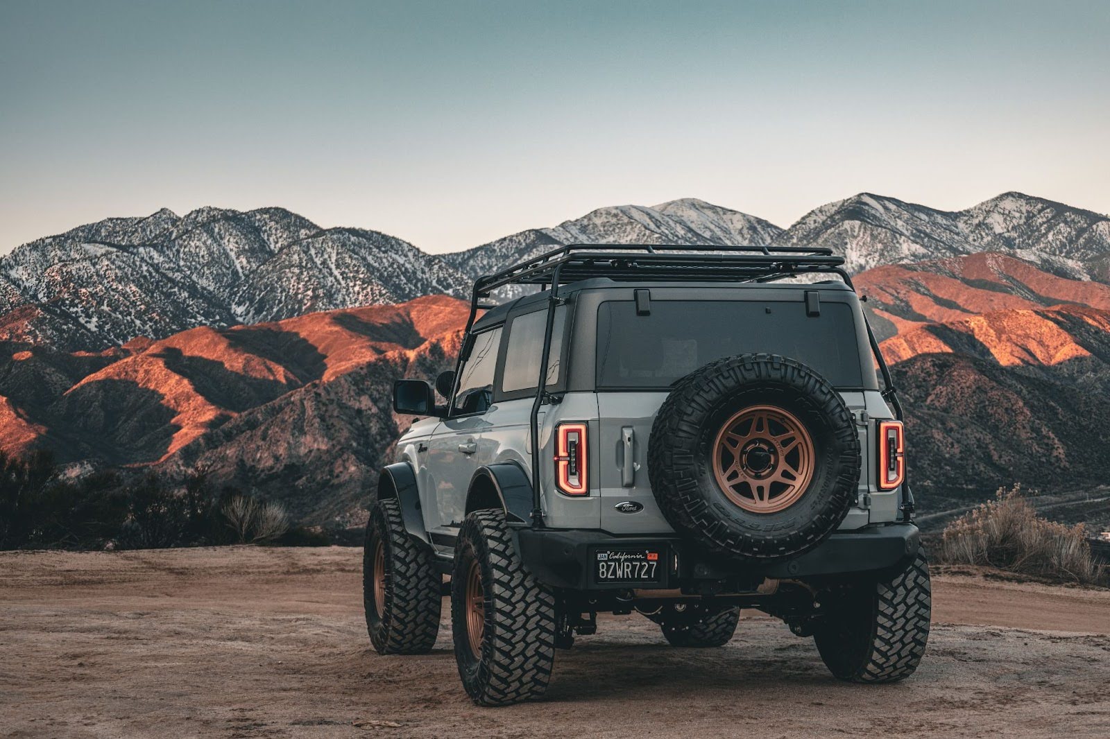 Choosing the Best Car Top Cargo Carrier for Extra Storage | GOBI Racks A GOBI Racks Roof Rack On Top of a Grey Ford Bronco